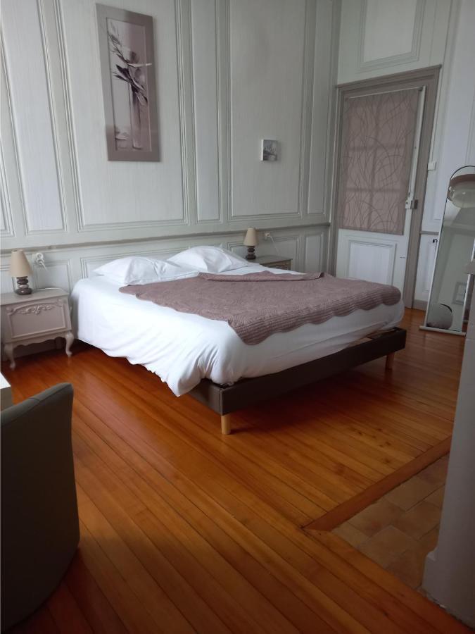 Le Chateau De Buchy Buchy  Bagian luar foto